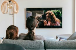 Hoe bingewatchen ons kijkgedrag en concentratie verandert